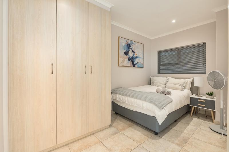To Let 2 Bedroom Property for Rent in Camps Bay Western Cape
